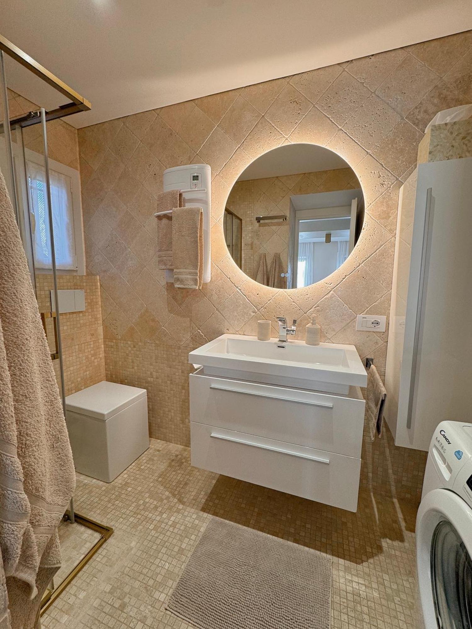 Studio Climatise, Terrasse, Parking Prive, 50M De La Plage سان تروبيه المظهر الخارجي الصورة