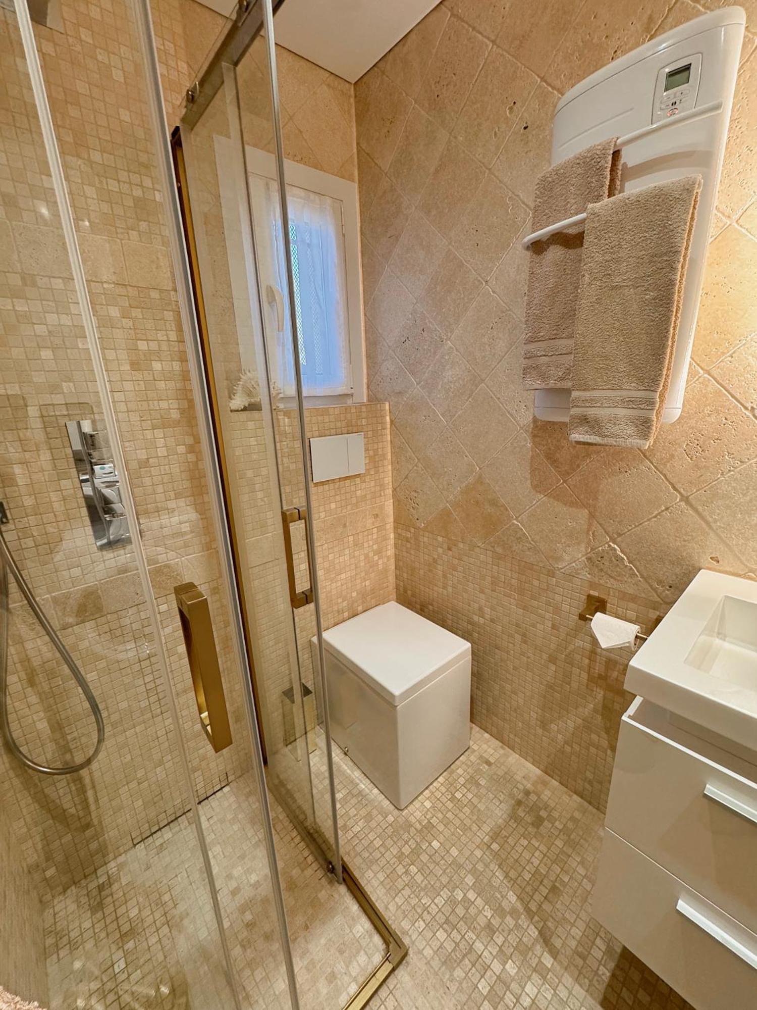Studio Climatise, Terrasse, Parking Prive, 50M De La Plage سان تروبيه المظهر الخارجي الصورة